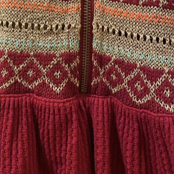 Free People Women's Burgundy Patterned Sweater - medium - babydoll - Picture 5 of 6
